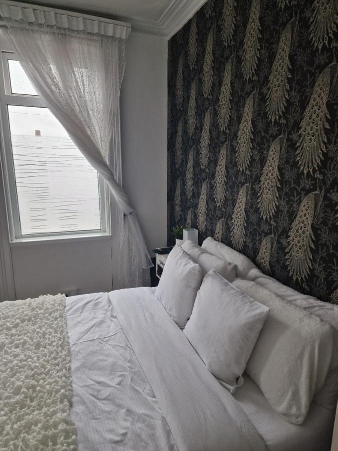 Double Rooms, Free Continental Breakfast, Pics And Full Address Sent After Booking, 2 Miles To City Centre Белфаст Экстерьер фото